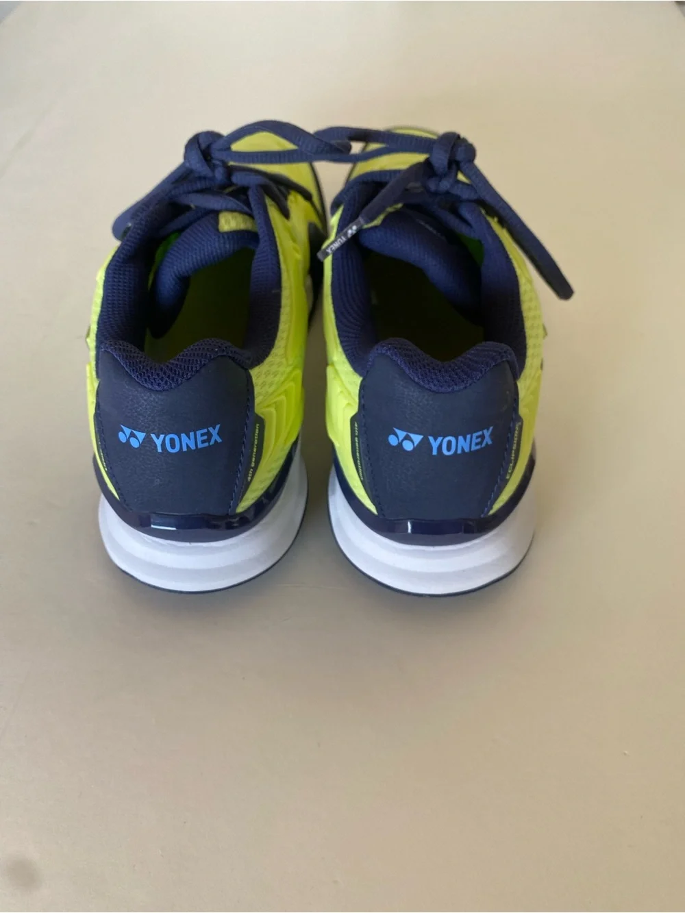 Pickle Ball shoes YONEX